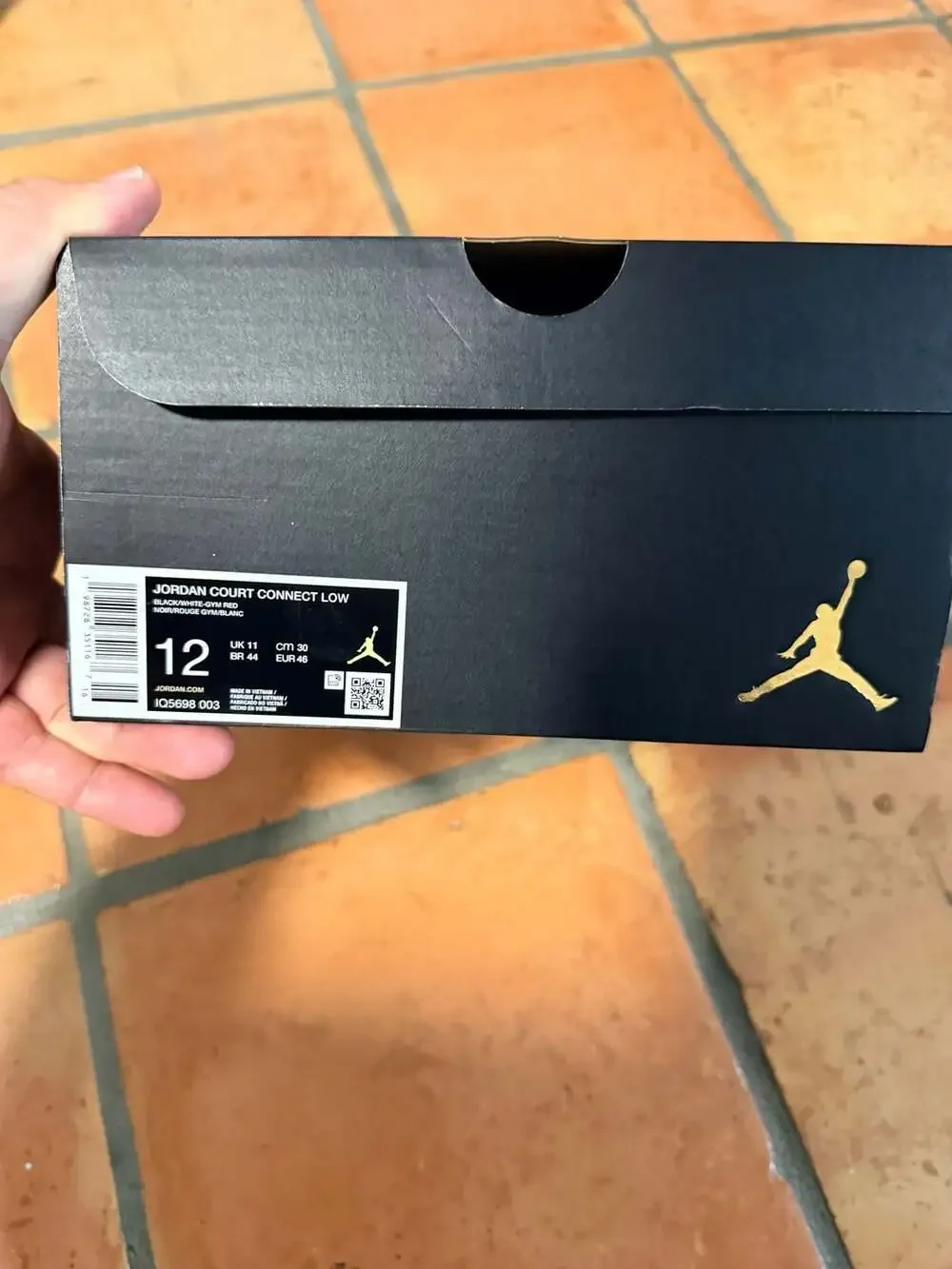 Jordan Court Connect Low Men's Sneakers - Black/Gym Red/White